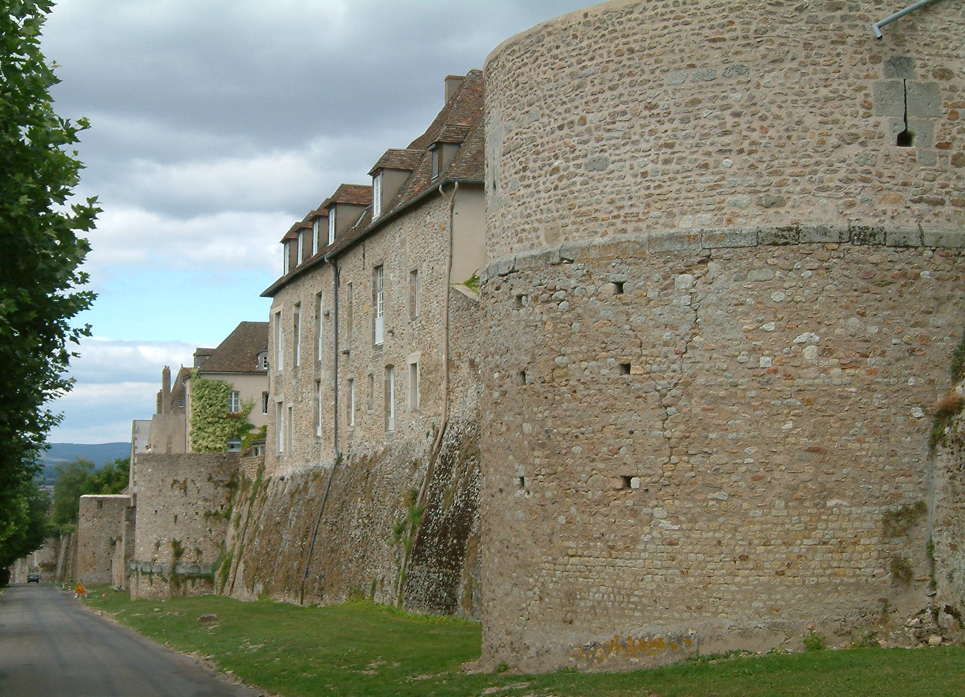 Autun_remparts